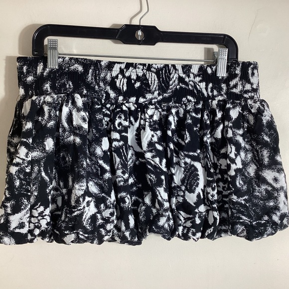 Rainbow Y2K Bubble Hem Micro Mini Skirt Size L - Picture 4 of 11